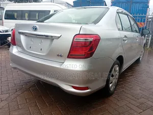 Toyota Axio 2017 Silver