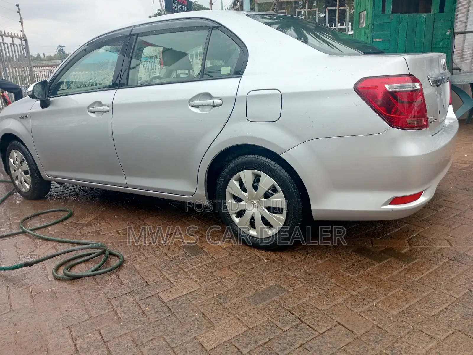 Toyota Axio 2017 Silver
