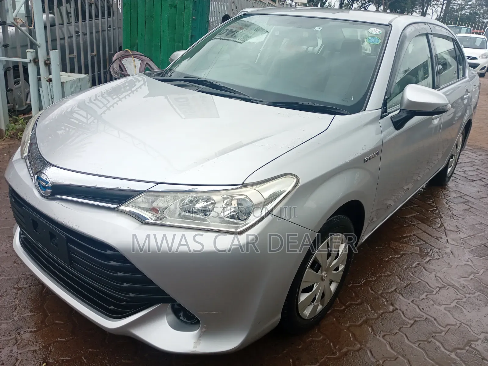 Toyota Axio 2017 Silver