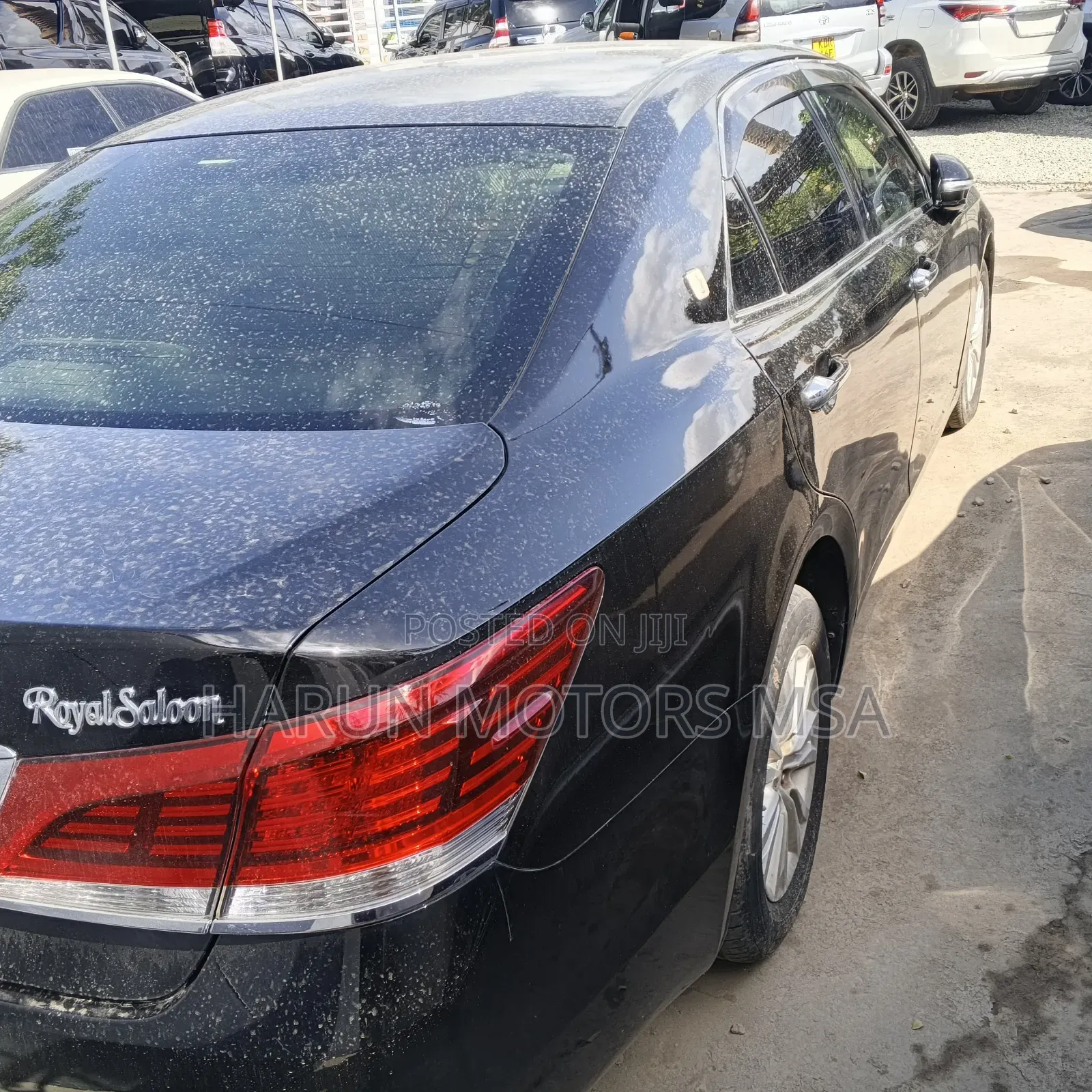 Toyota Crown 2018 Black