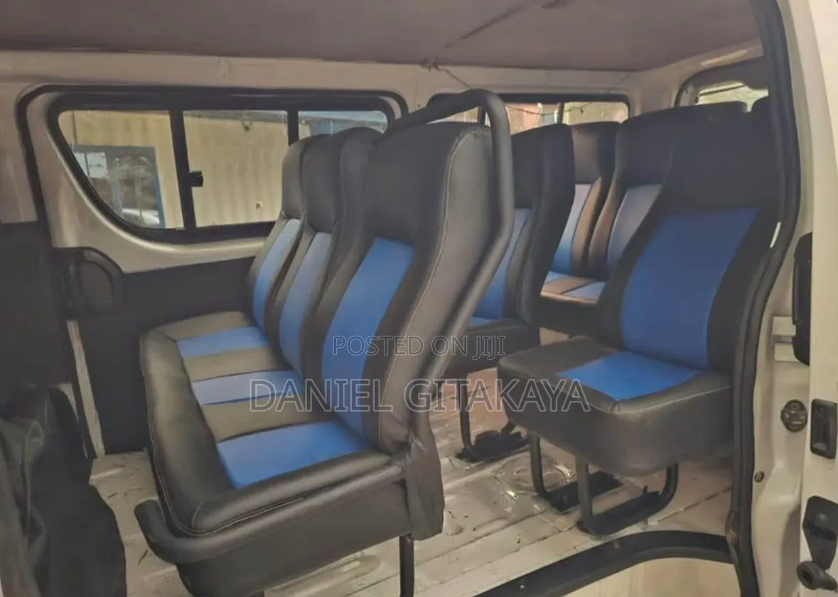Toyota HiAce 2013 White