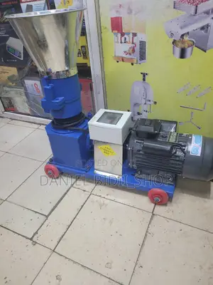 Animal Feed Pellet Making Machine 300kgs/Hr