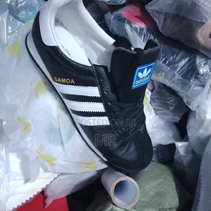 Samoa Sneakers