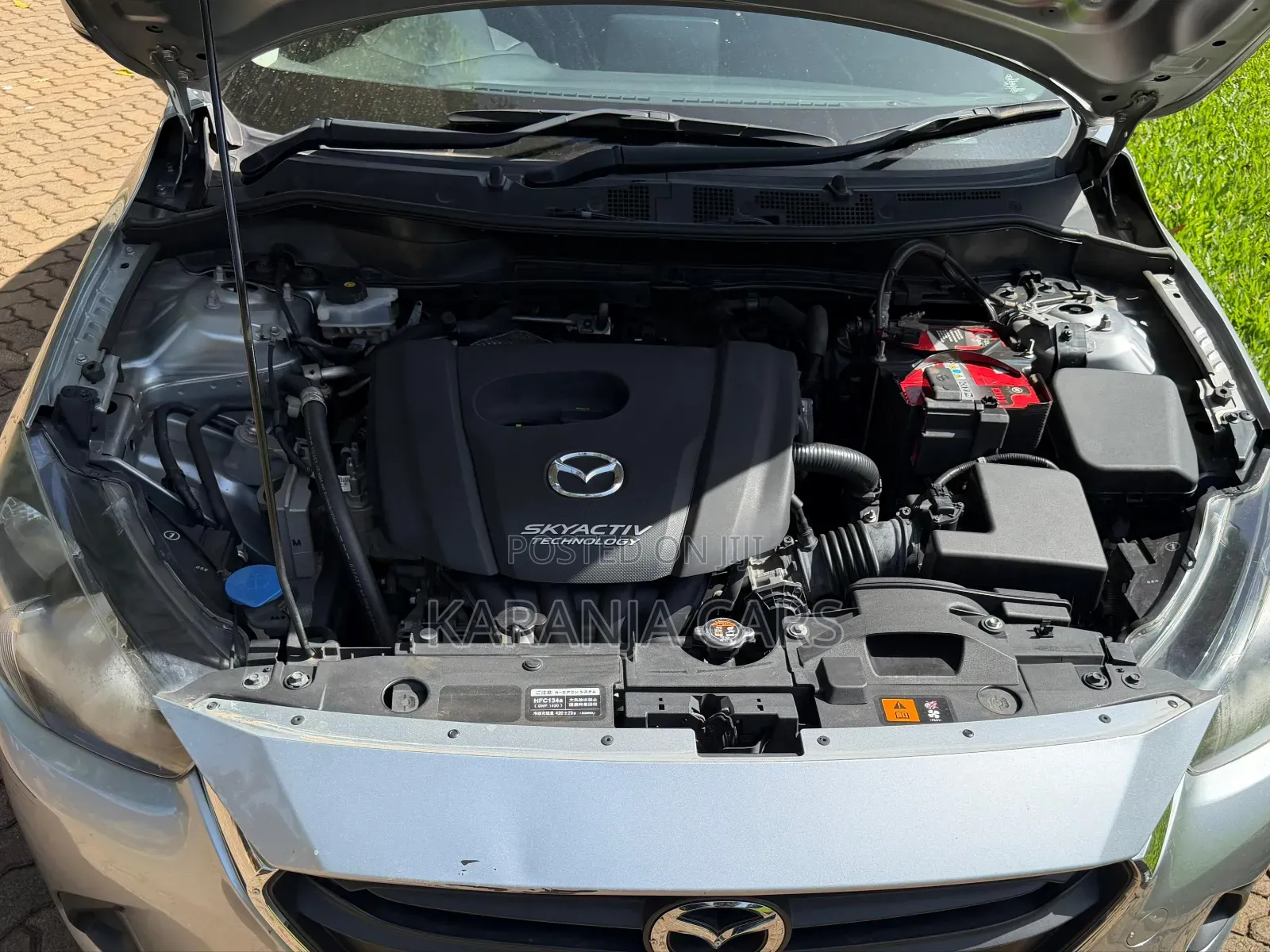 Mazda Demio 2018 Silver