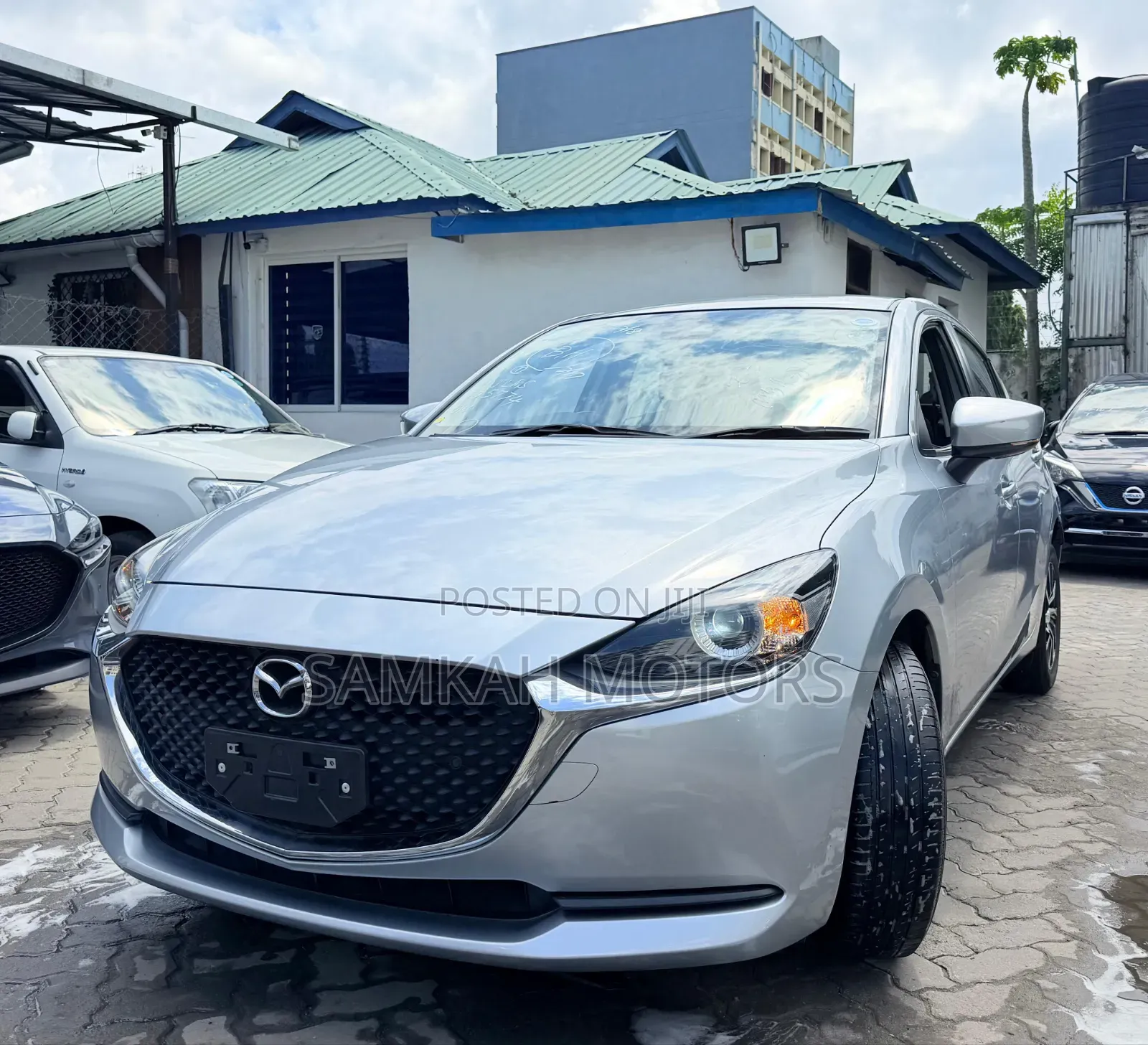 Mazda 2 2019 Silver