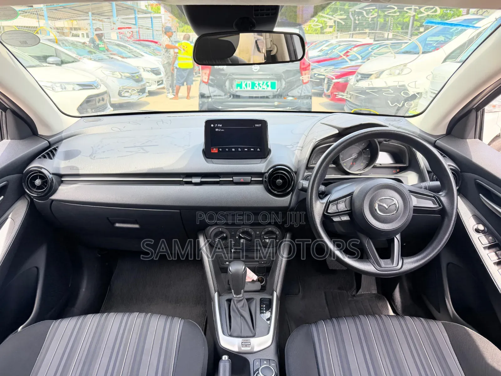 Mazda 2 2019 Silver