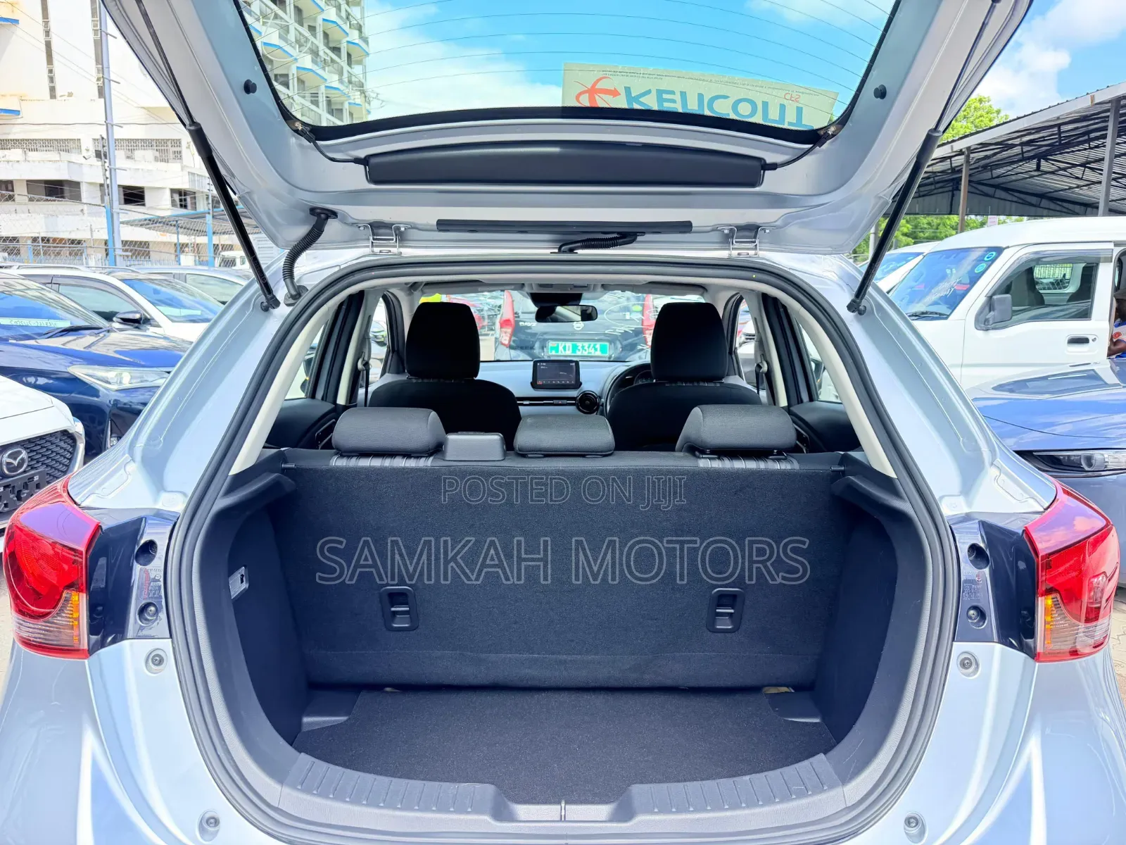 Mazda 2 2019 Silver