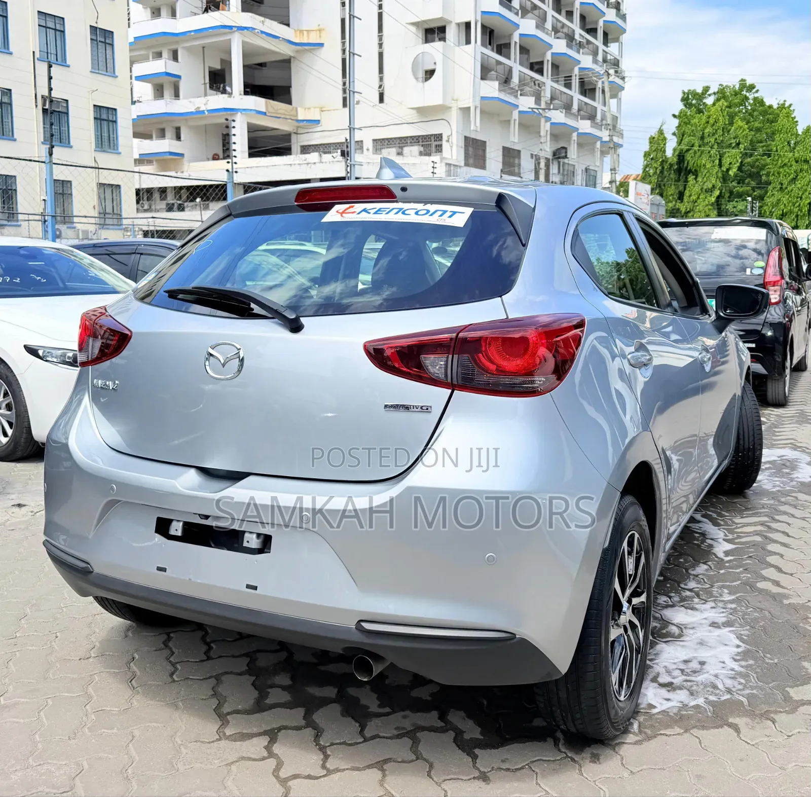 Mazda 2 2019 Silver