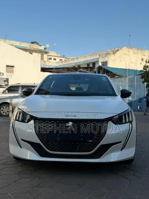 Peugeot 208 2021 White