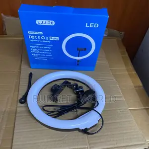 Professional 8" Led Ring Light Kit With Triple Phone Mount 2.1m Sta