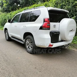 Toyota Land Cruiser Prado 3.0 190hp 2018 White