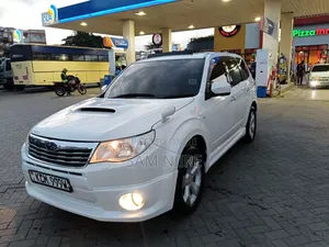 Subaru Forester 2.0D X 2010 Pearl