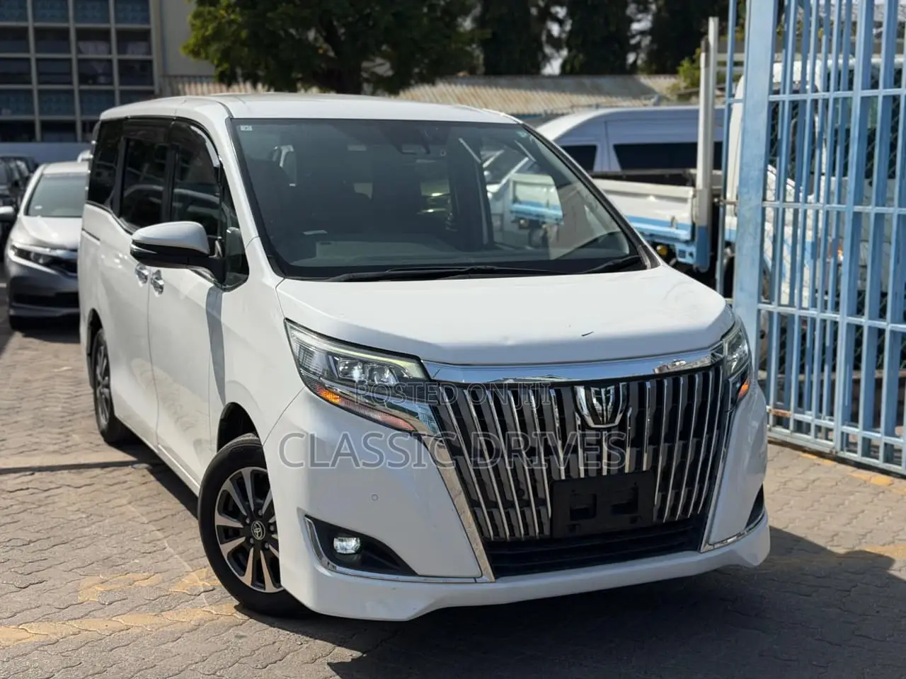 Toyota Esquire 2019 White
