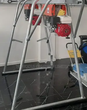 Iori Italy Petrol Concrete Hoist -1 Tonne