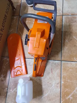 Good Quality and Reliable Husqvarna Chainsaw Machine