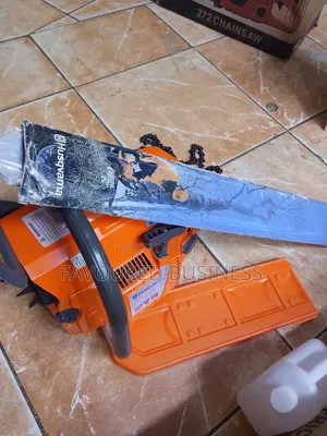 Powerful Husqvarna Power Saw/Quality 272x Husqvarna Power Saw