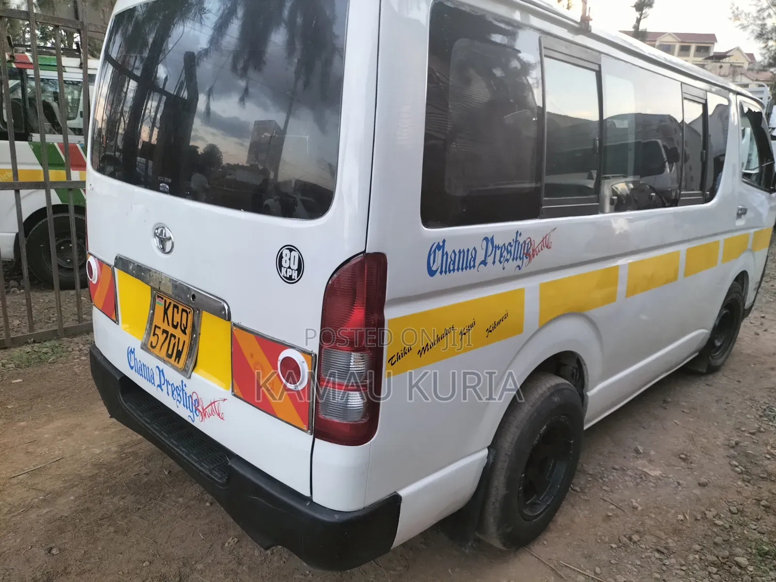 Toyota HiAce 2009 White
