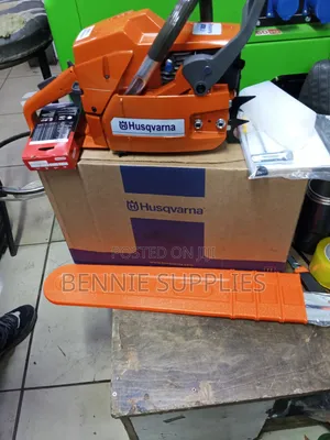 New Husqvarna Power Saw 272xp