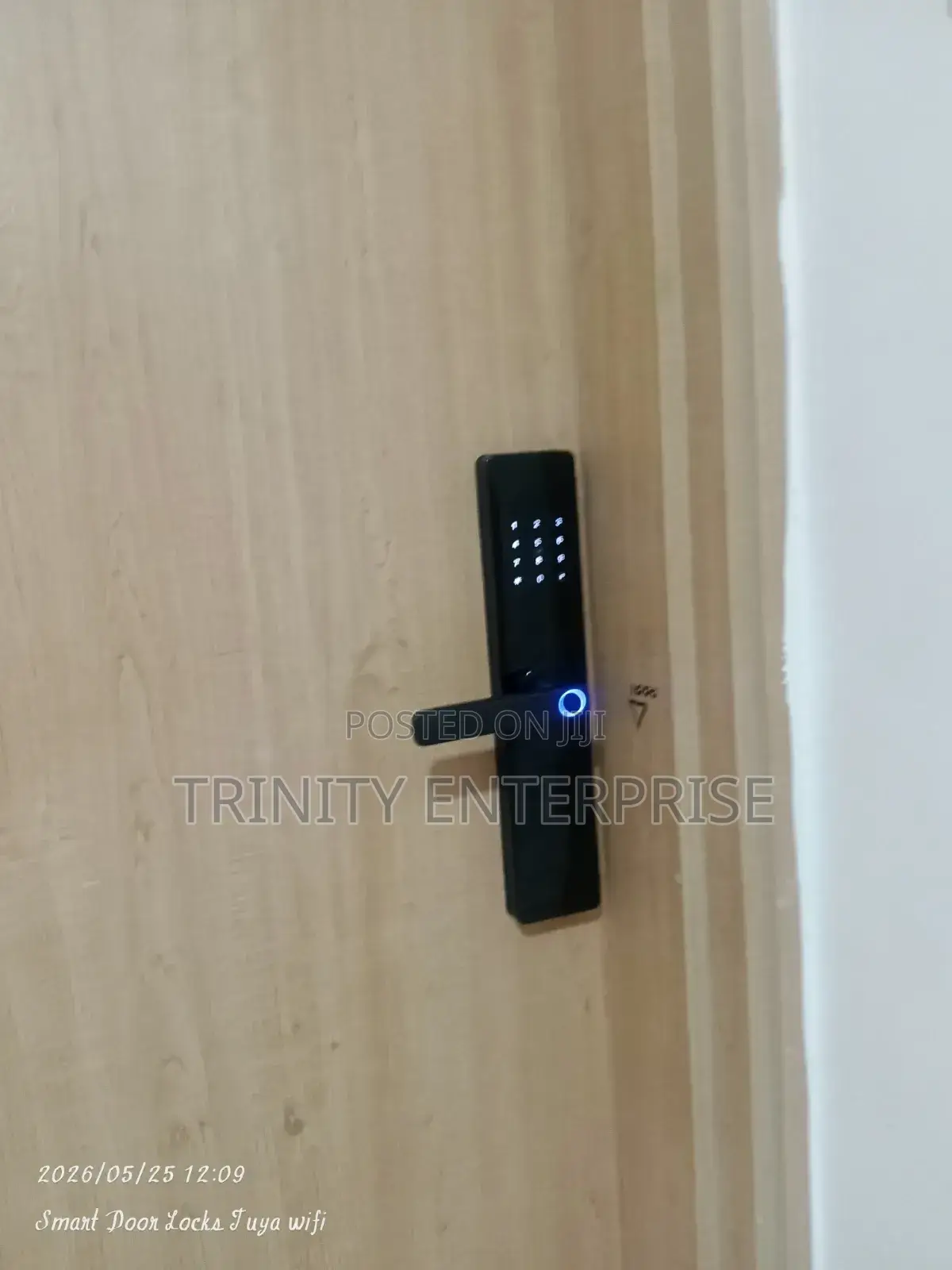 Smart Lock Latest Smart Passwords Fingerprints Cards Unlocking