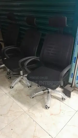 Modern Secretarial Mesh Office Chair - Ergonomic Designed