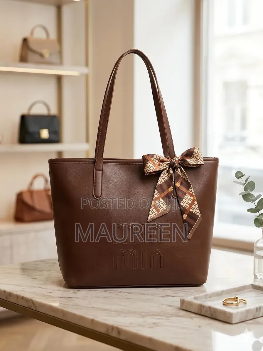 Minmin Tote Bag