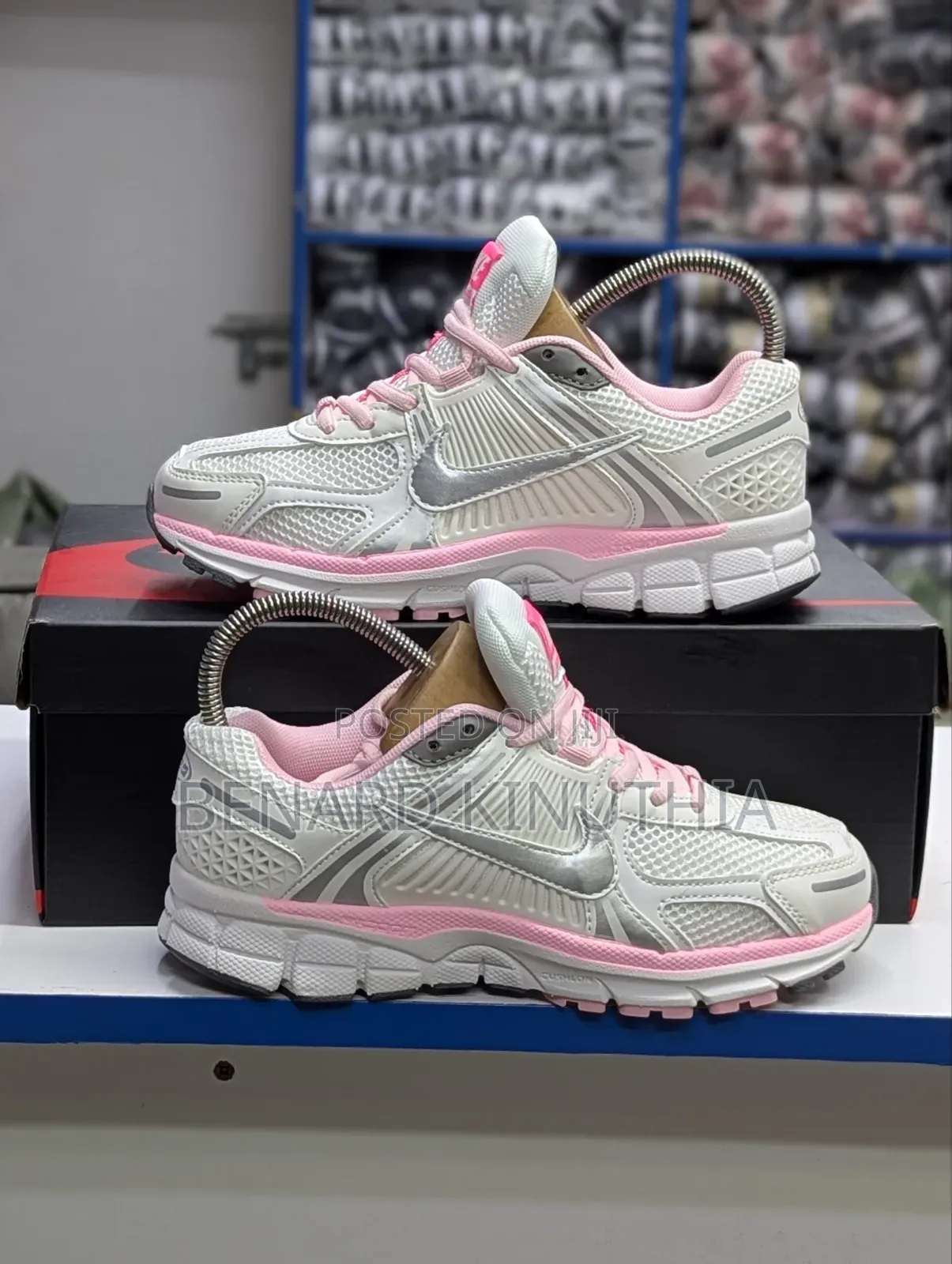 Nike Vumelo Pink