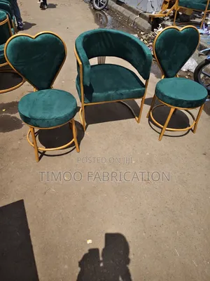 Styling And 2 Love Seats