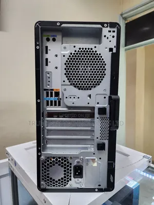 Desktop Computer HP Z2 16GB Intel Core i9 SSD 512GB