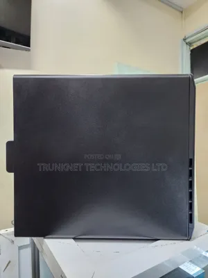 Desktop Computer HP Z2 16GB Intel Core i9 SSD 512GB