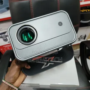 Smart Resolution Projector High Resolution Cy900 for Outdoor