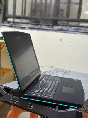 Laptop Alienware 17 R5 16GB Intel Core i7 SSD 1T
