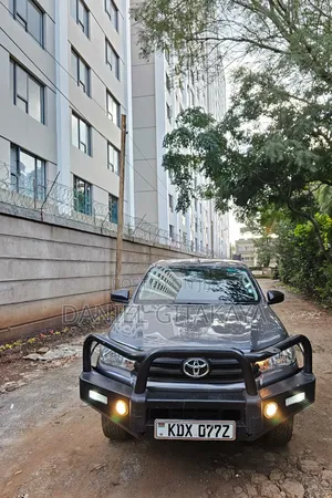 Toyota Hilux Revo Double Cab Deisel 2.4 AWD 2021 Gray