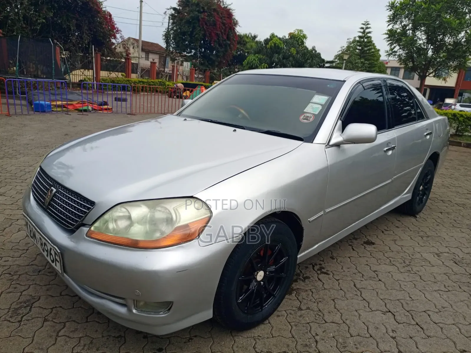 Toyota Mark II 2003 Silver