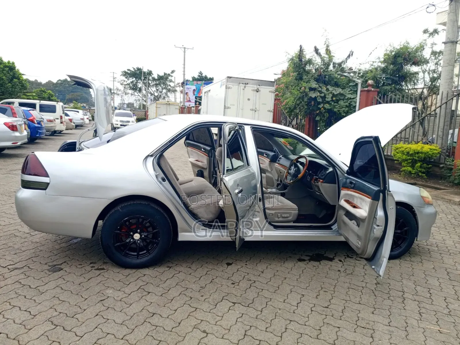 Toyota Mark II 2003 Silver