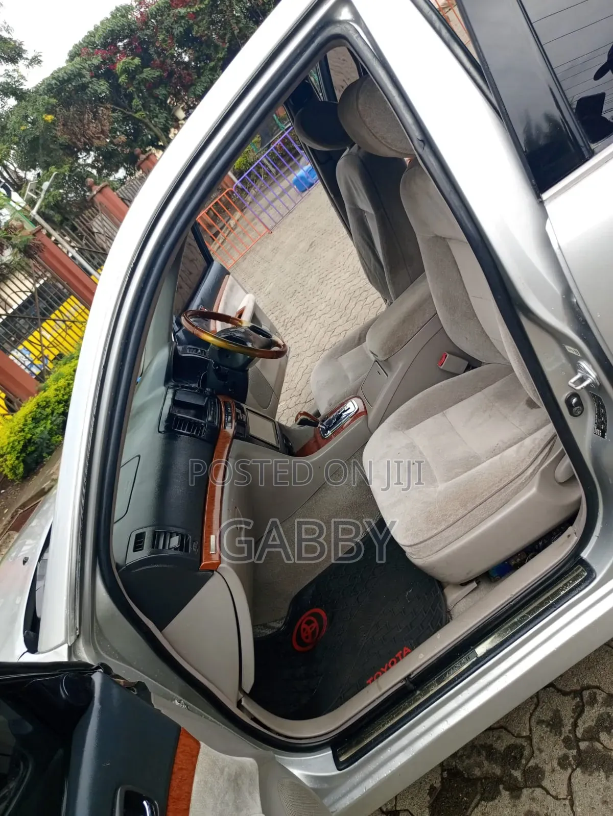 Toyota Mark II 2003 Silver