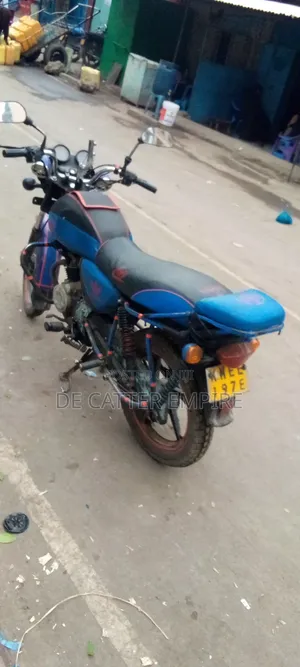 Bajaj Boxer 2018 Blue