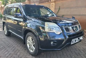 Nissan X-Trail 2012 Black