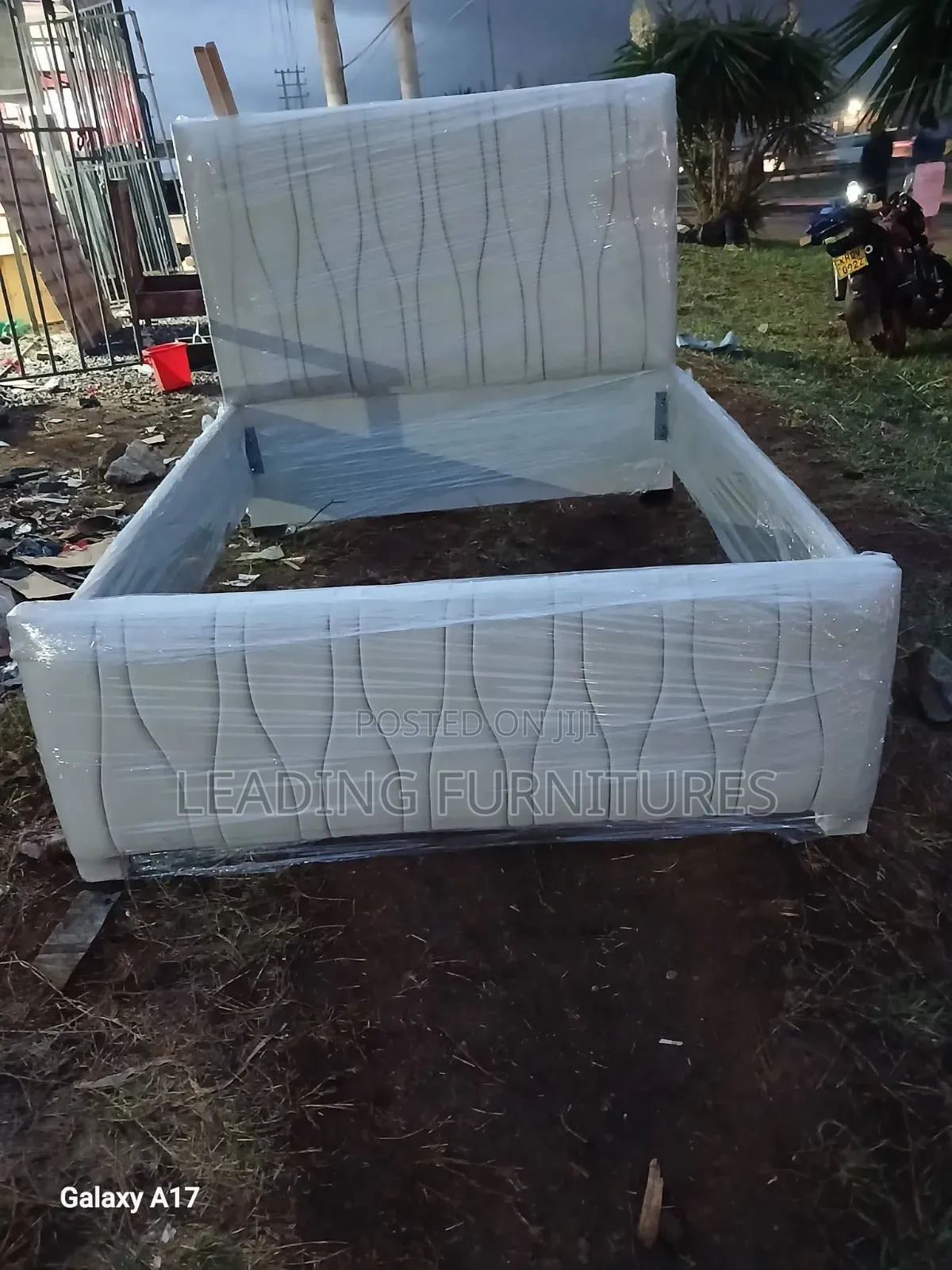 King Size White Bed 5x6