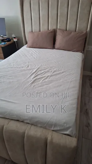 4 by 6 Fabric Bed