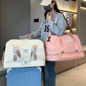Casual Large Capacity Travel Duffel Bag With Shoe Compartment