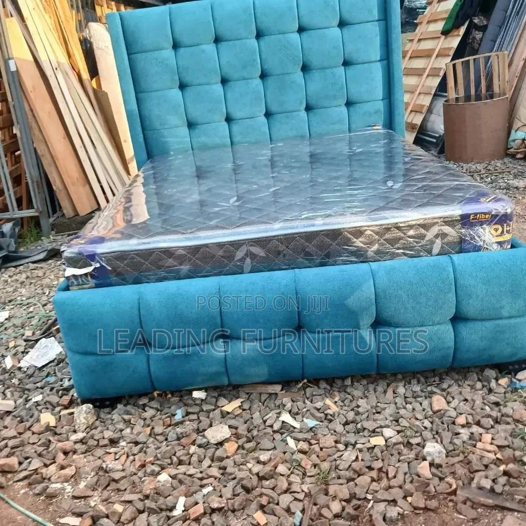 5x6 Shouting Blue Chester Bed