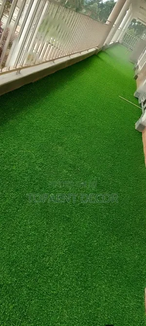 Institution Verandars Well Installed Artificial Grass Carpet