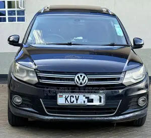 Volkswagen Tiguan S 2013 Black