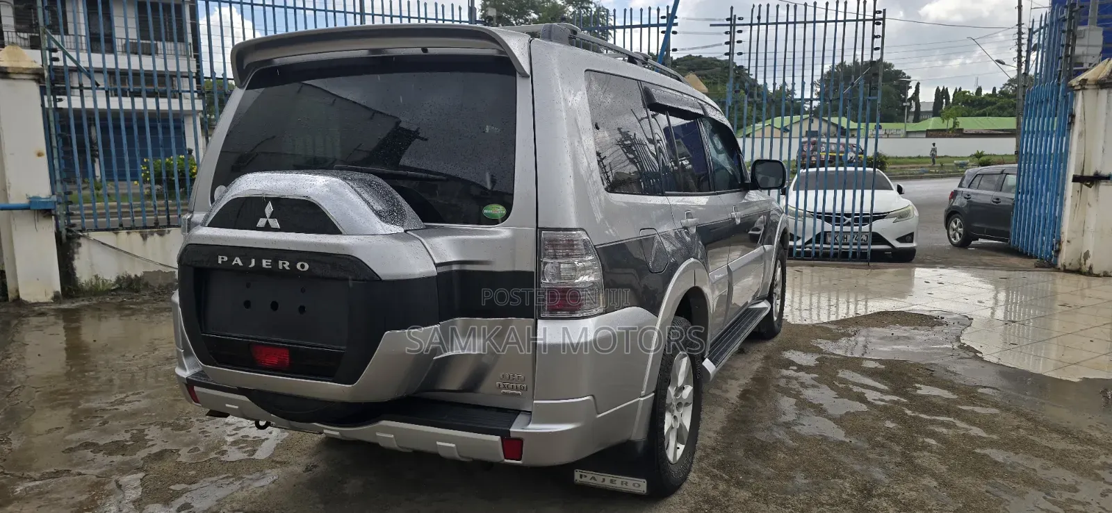 Mitsubishi Pajero 2019 Silver