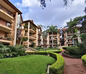4bdrm Penthouse in Lavington, Valley Arcade for rent