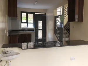 4bdrm Townhouse/Terrace in Kinoo for sale