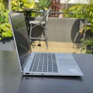 Laptop HP EliteBook 1040 G8 16GB Intel Core i7 SSD 512GB