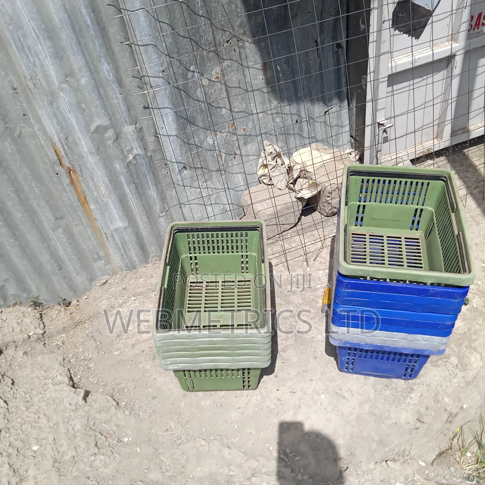 Supermarket Shopping Baskets