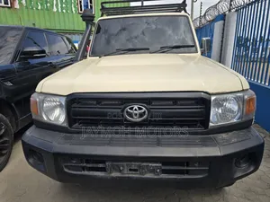 Toyota Land Cruiser 2015 Beige