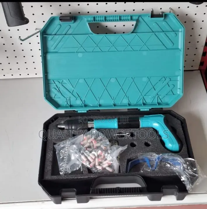 Manual Nail Rivet Gun